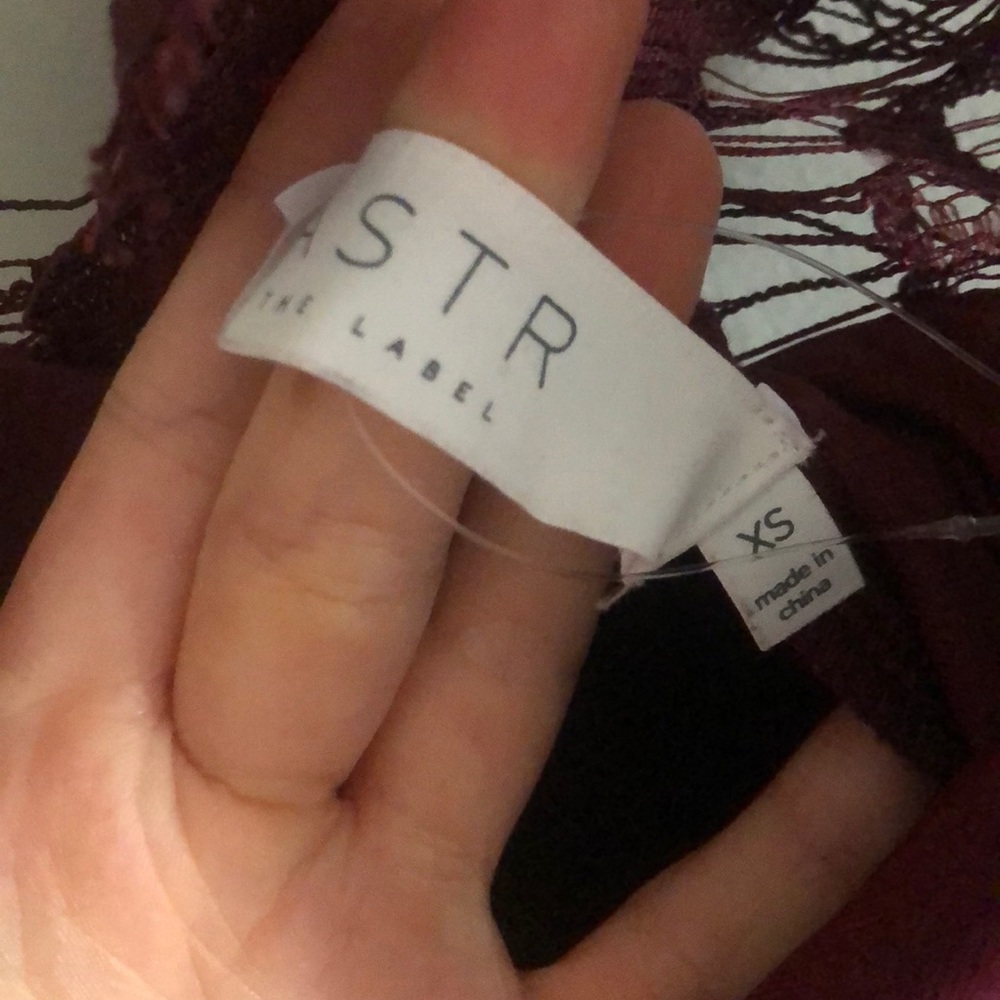 ASTR DRESS - Picture 2 of 3